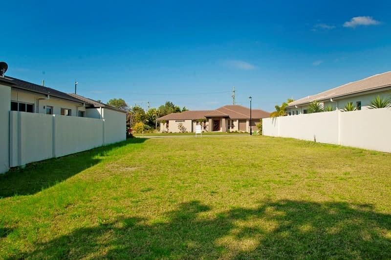 9119 Peter Senior Drive, HOPE ISLAND QLD 4212, Hope Island - Thumbnail 3