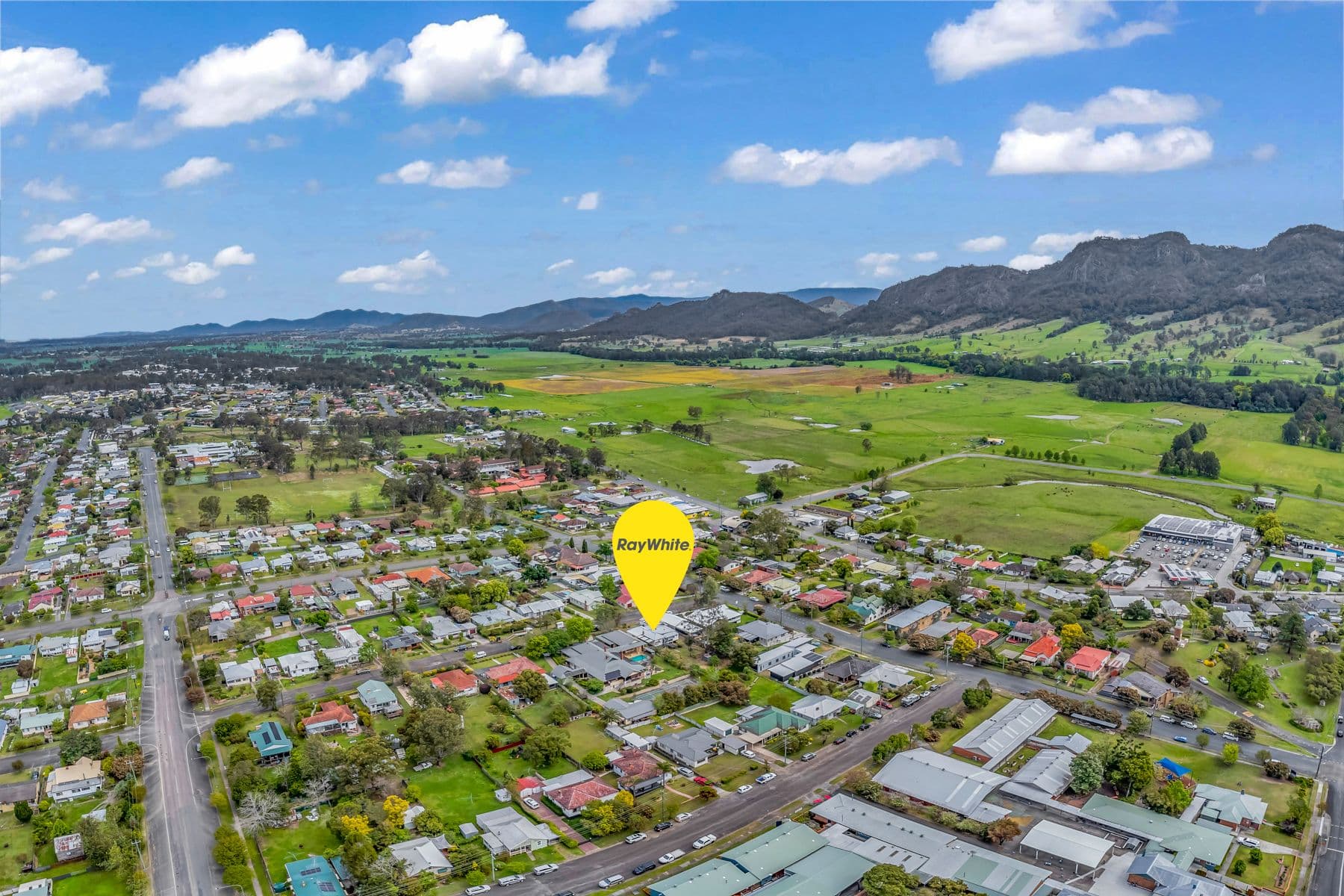 6 Gregson Street, Gloucester NSW 2422, Gloucester - Thumbnail 2