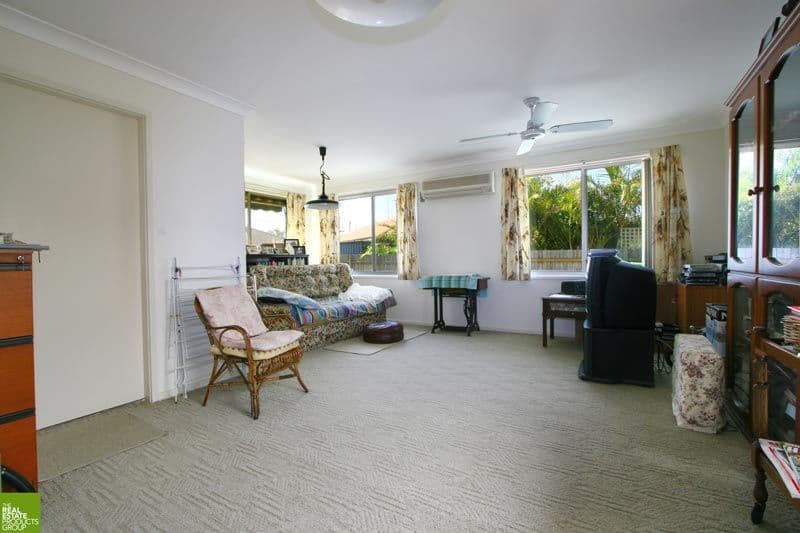 18  Flinders Close, BARRACK HEIGHTS NSW 2528, Barrack Heights - Thumbnail 4