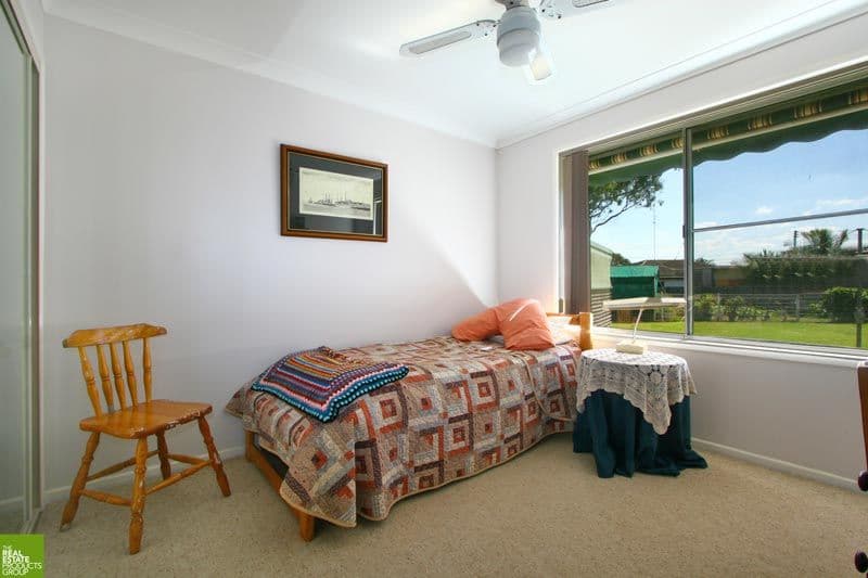 18  Flinders Close, BARRACK HEIGHTS NSW 2528, Barrack Heights - Thumbnail 6