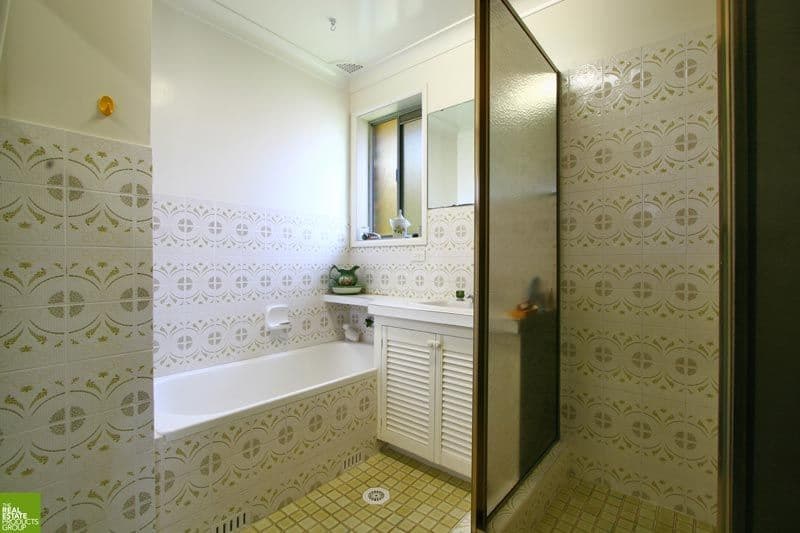 18  Flinders Close, BARRACK HEIGHTS NSW 2528, Barrack Heights - Thumbnail 7
