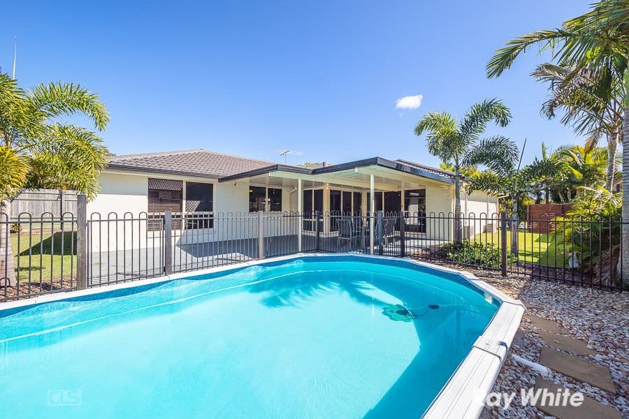 33 Reeders Street, Sandstone Point QLD 4511, Sandstone Point - Thumbnail 4