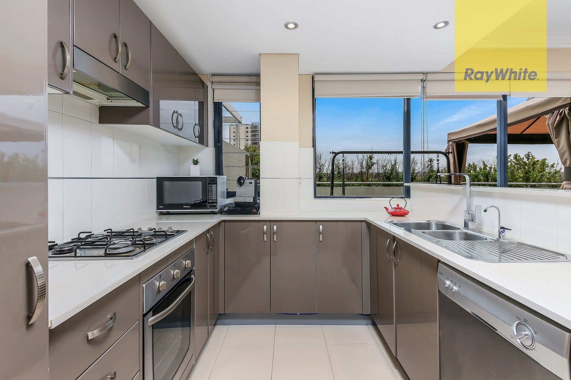 23 Counihan Avenue, Caroline Springs - Thumbnail 6