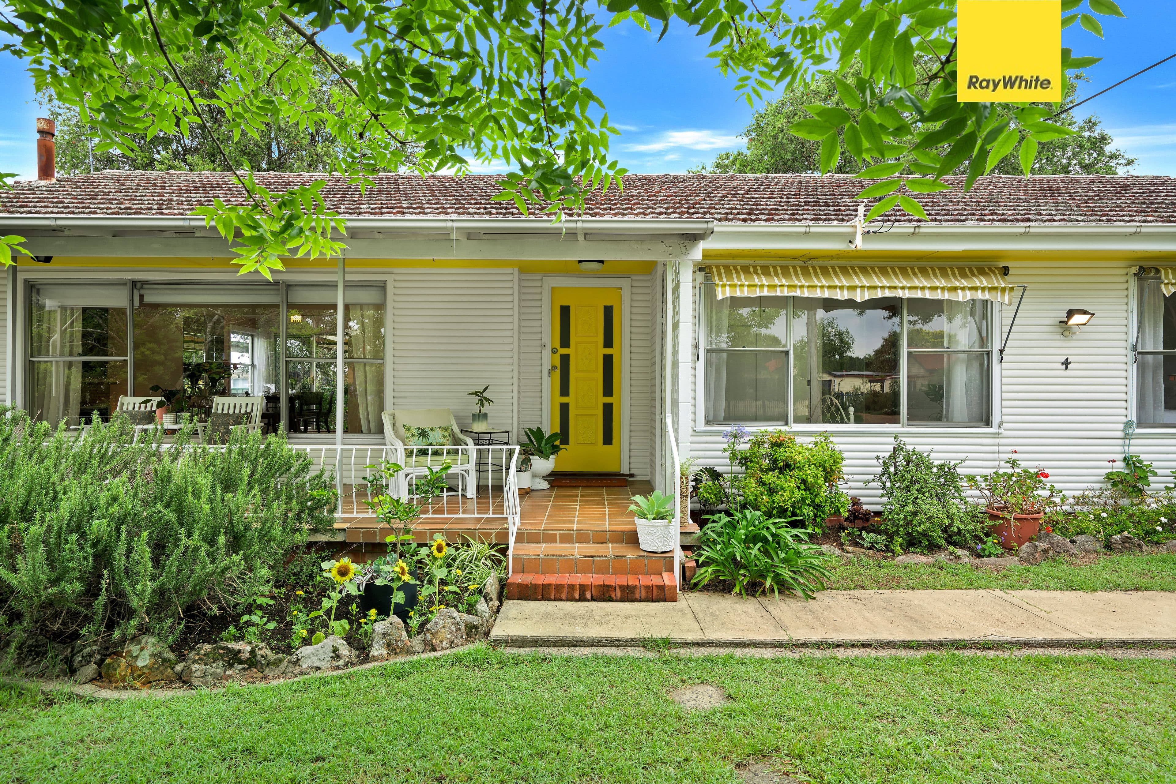 4 Leatham Avenue, Nowra NSW 2541, Nowra - Image 1