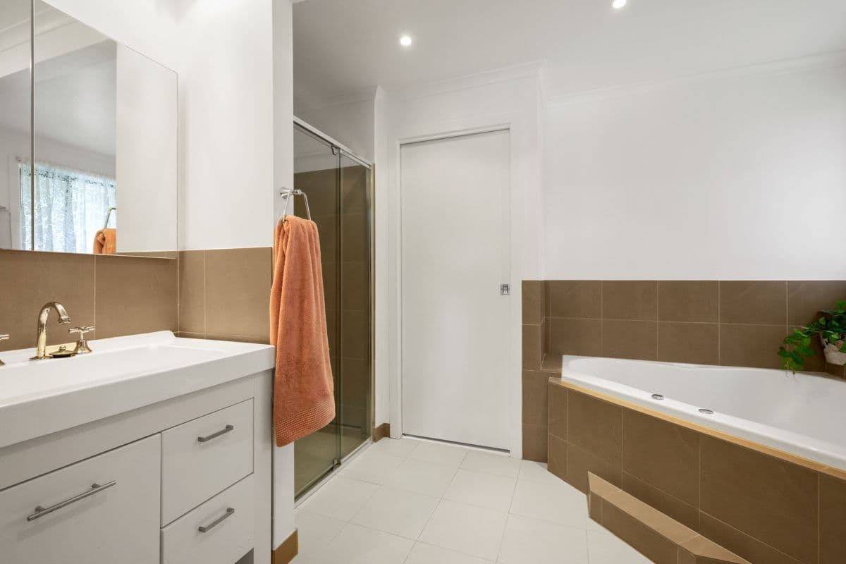 39 Westminster Drive, Werribee VIC 3030, Werribee - Thumbnail 3