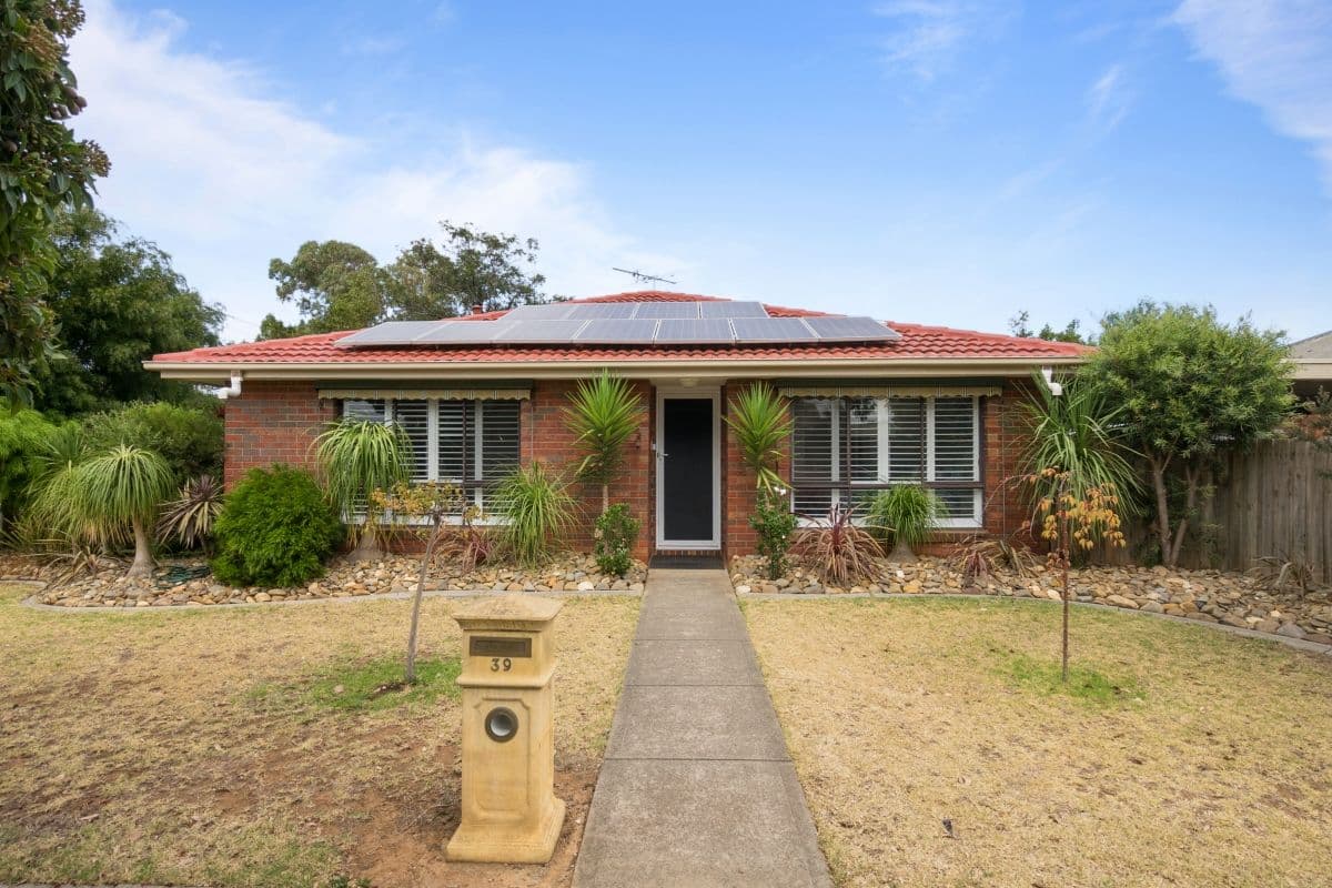 39 Westminster Drive, Werribee VIC 3030, Werribee - Thumbnail 5