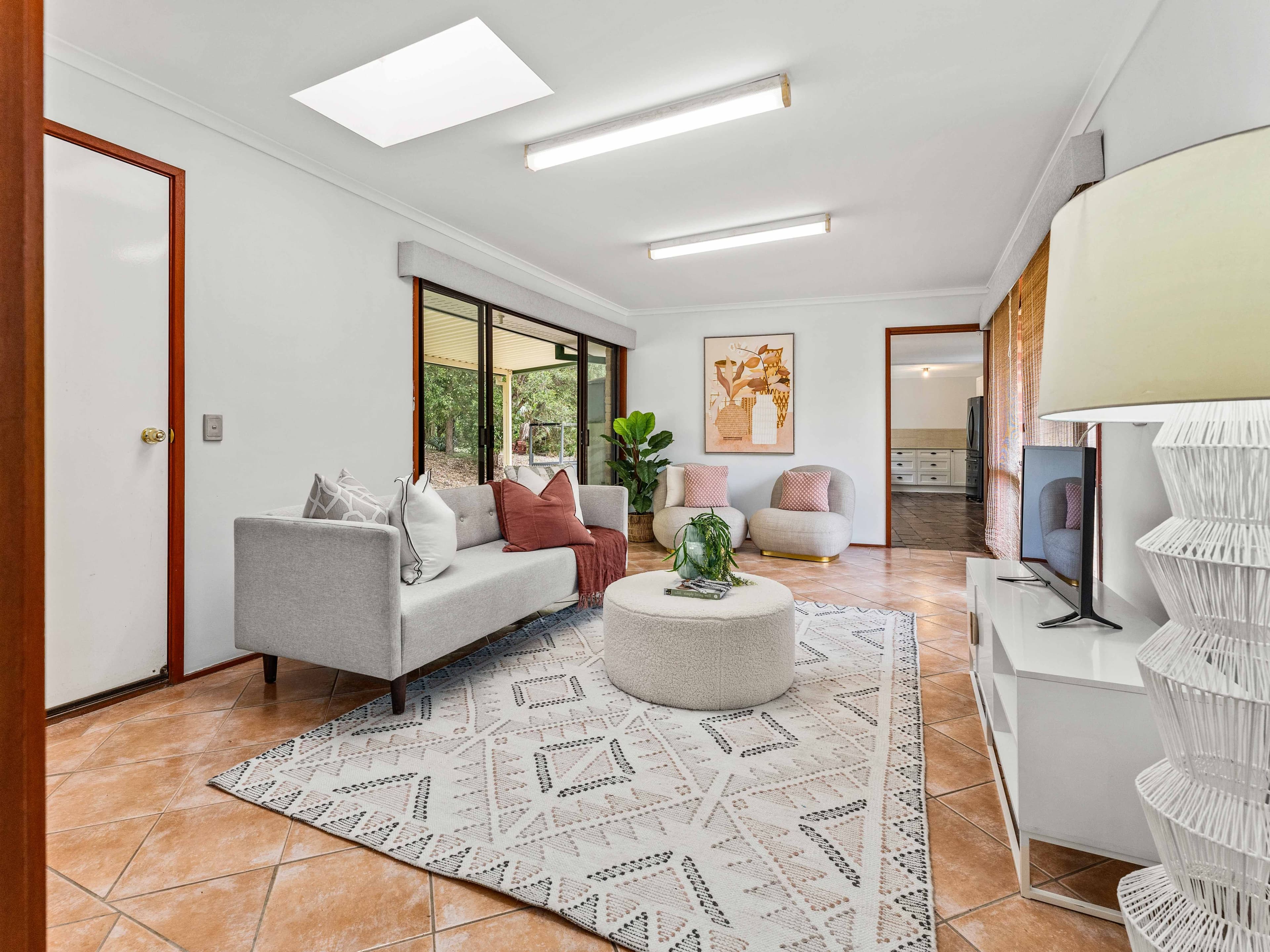 9 Weston Drive, Bunya QLD 4055, Bunya - Thumbnail 7