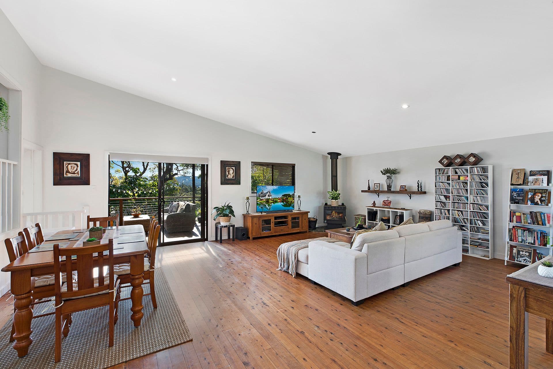 11 Wordsworth Avenue, Bateau Bay NSW 2261, Bateau Bay - Thumbnail 2