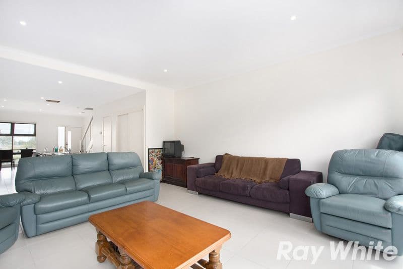 17 Pendula Place, Pakenham VIC 3810, Pakenham - Thumbnail 3