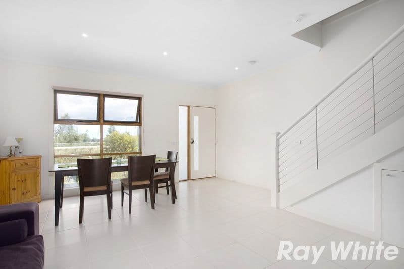 17 Pendula Place, Pakenham VIC 3810, Pakenham - Thumbnail 4