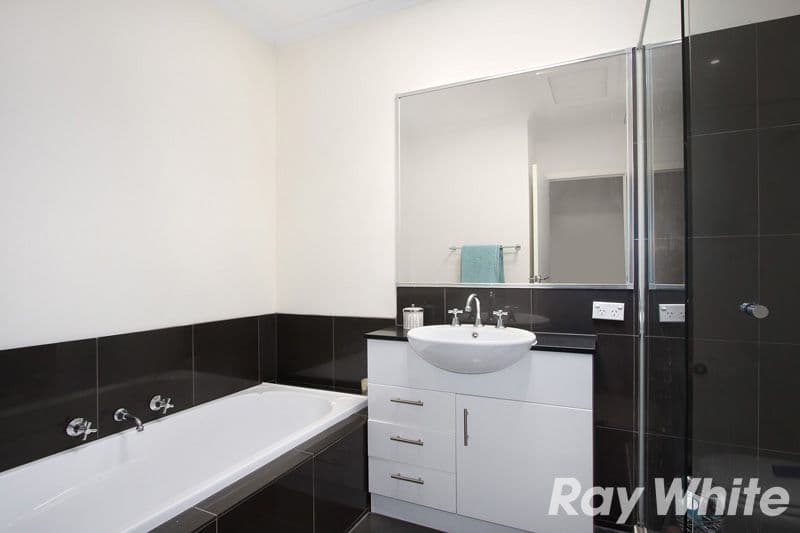 17 Pendula Place, Pakenham VIC 3810, Pakenham - Thumbnail 5