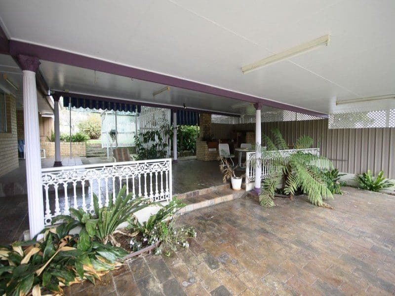 38 Pine Street, KILLARNEY QLD 4373, Killarney - Thumbnail 2