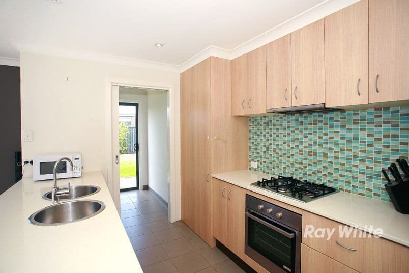 4 Walnut Way, PAKENHAM VIC 3810, Pakenham - Thumbnail 8