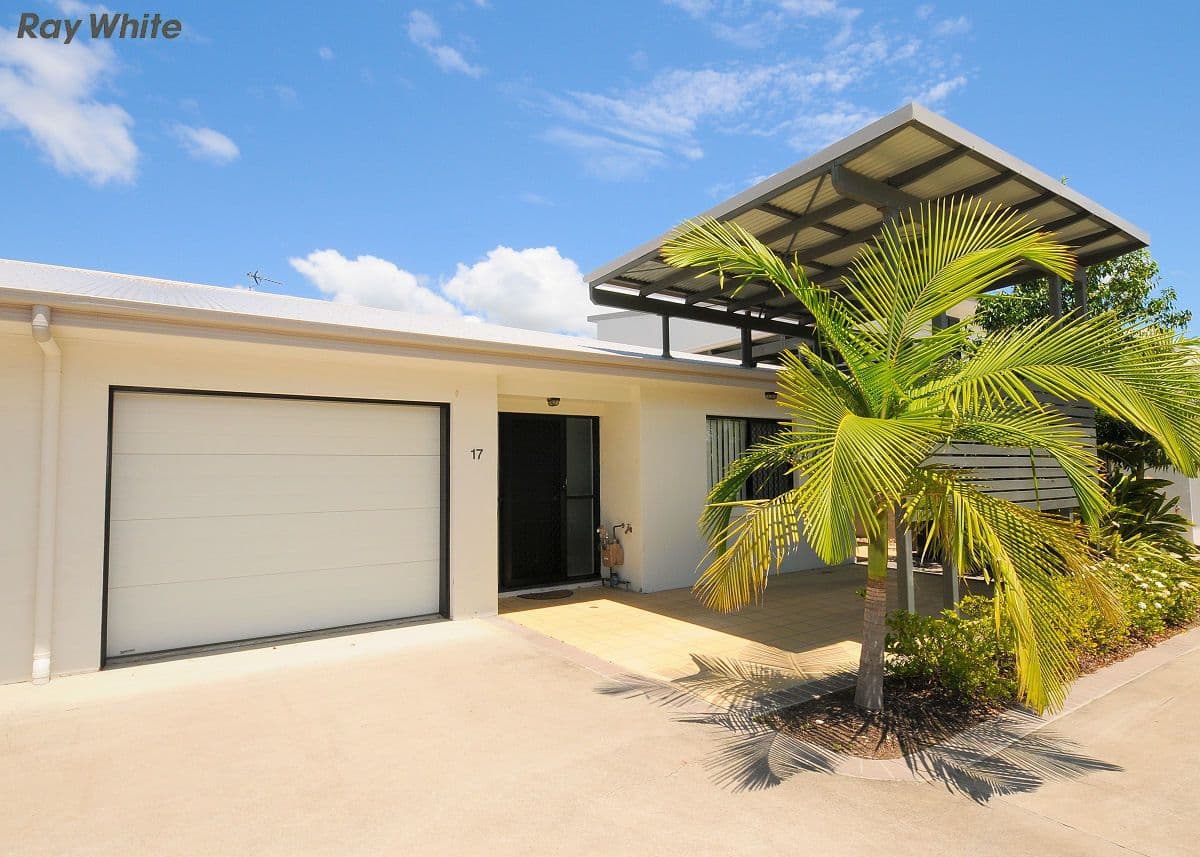 654 Charlton Esplanade, URANGAN QLD 4655, Urangan - Image 1