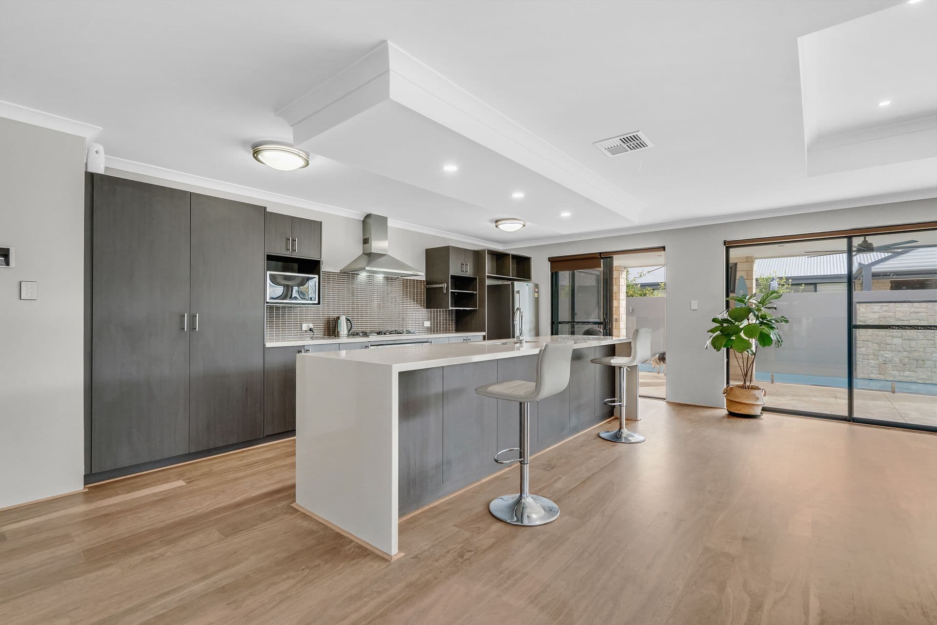 16 Waterview Way, Singleton WA 6175, Singleton - Thumbnail 2