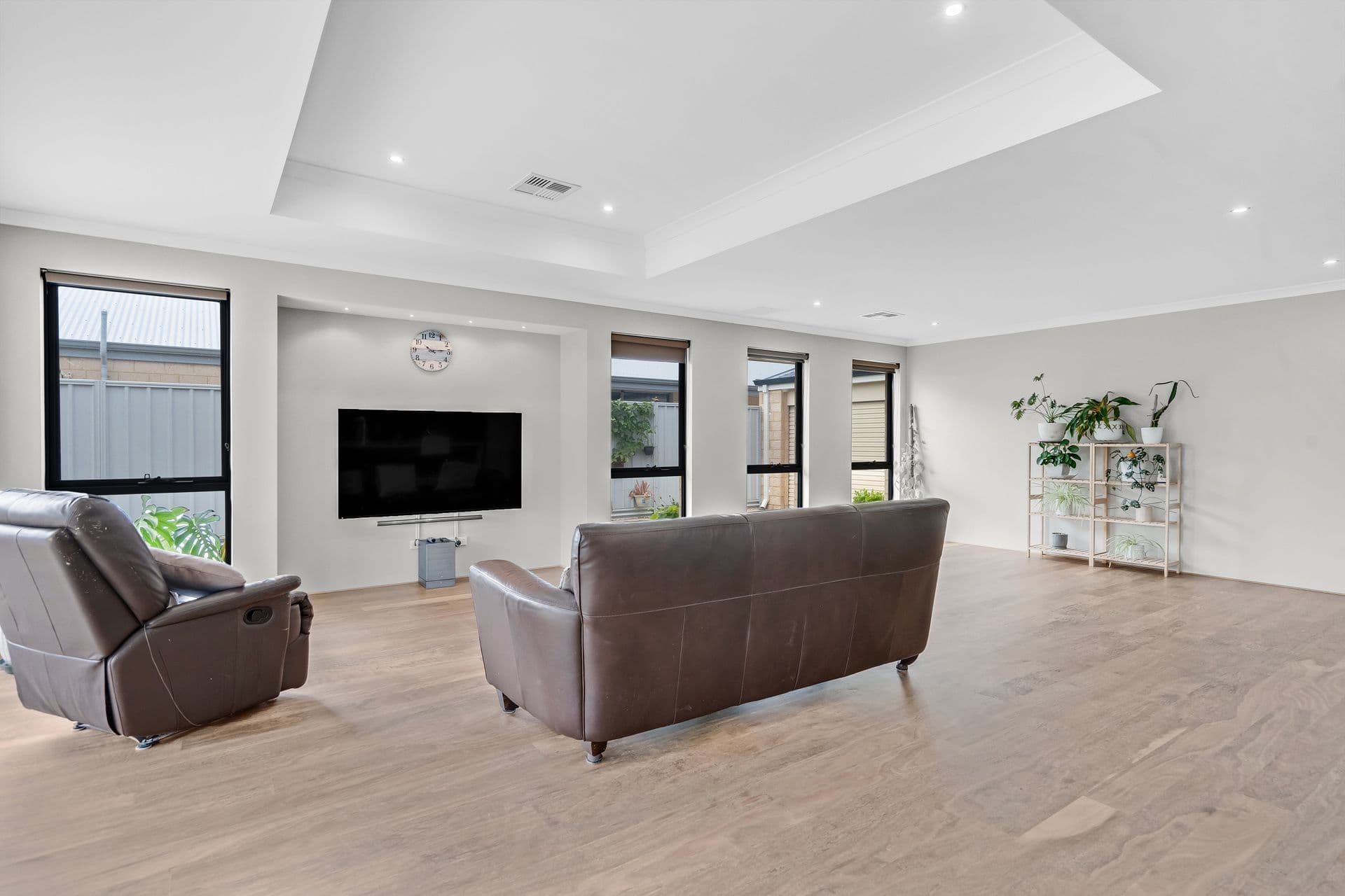 16 Waterview Way, Singleton WA 6175, Singleton - Thumbnail 4