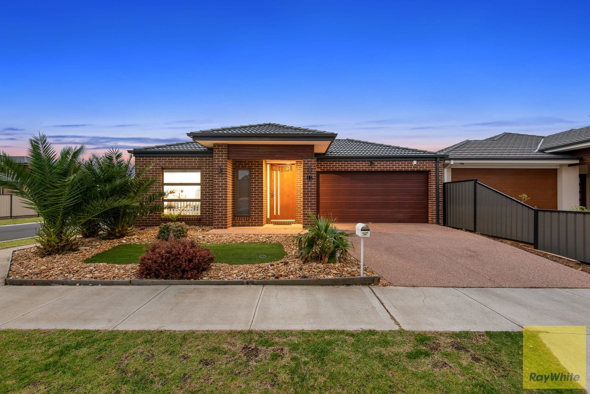 11 Zion Avenue, Tarneit VIC 3029, Tarneit - Thumbnail 2