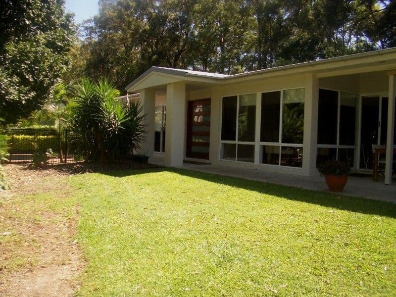 17 Lake Entrance Boulavard, NOOSAVILLE QLD 4566, Noosaville - Thumbnail 2