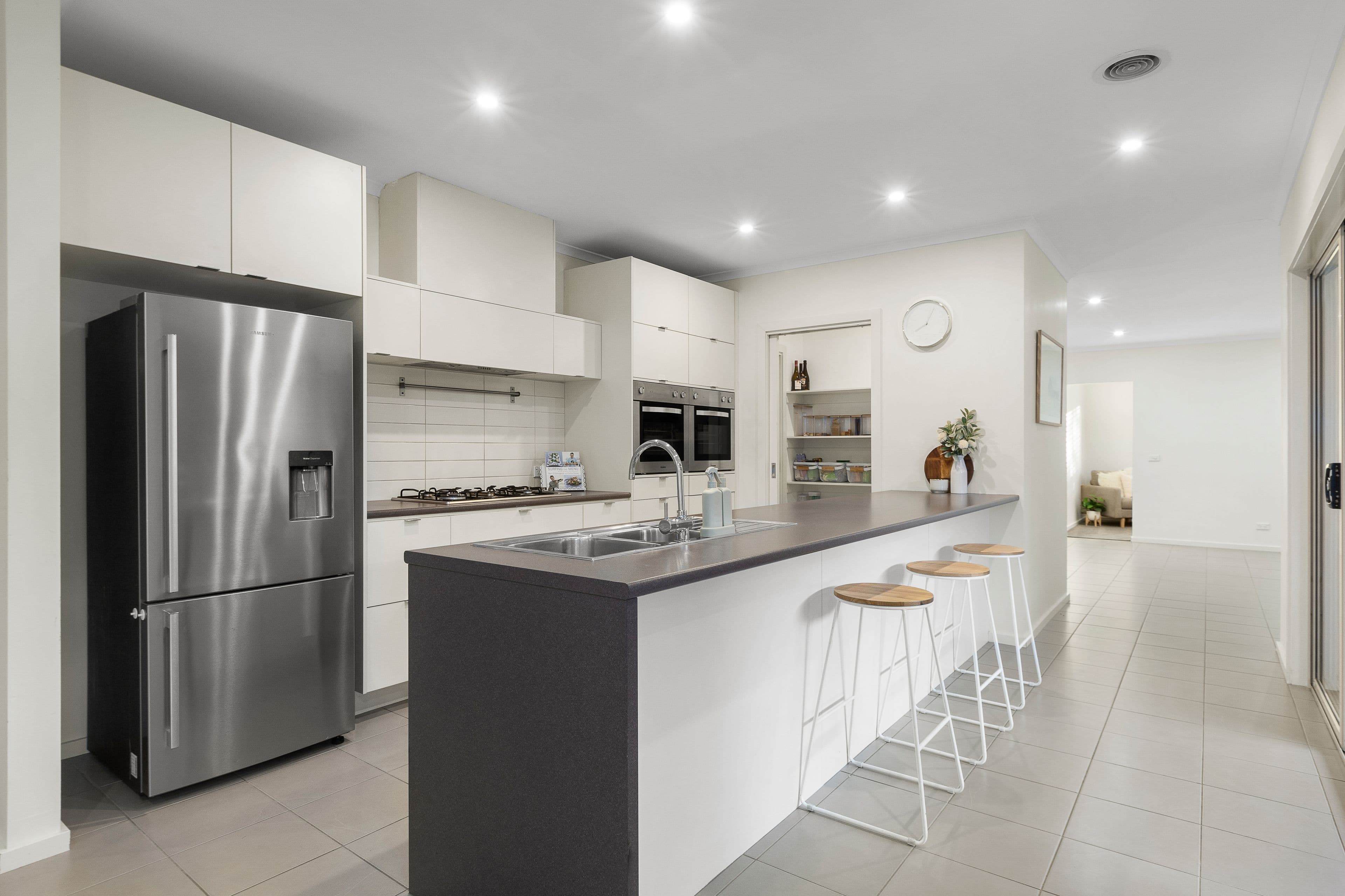 4 Walker Drive, Doreen VIC 3754, Doreen - Thumbnail 2