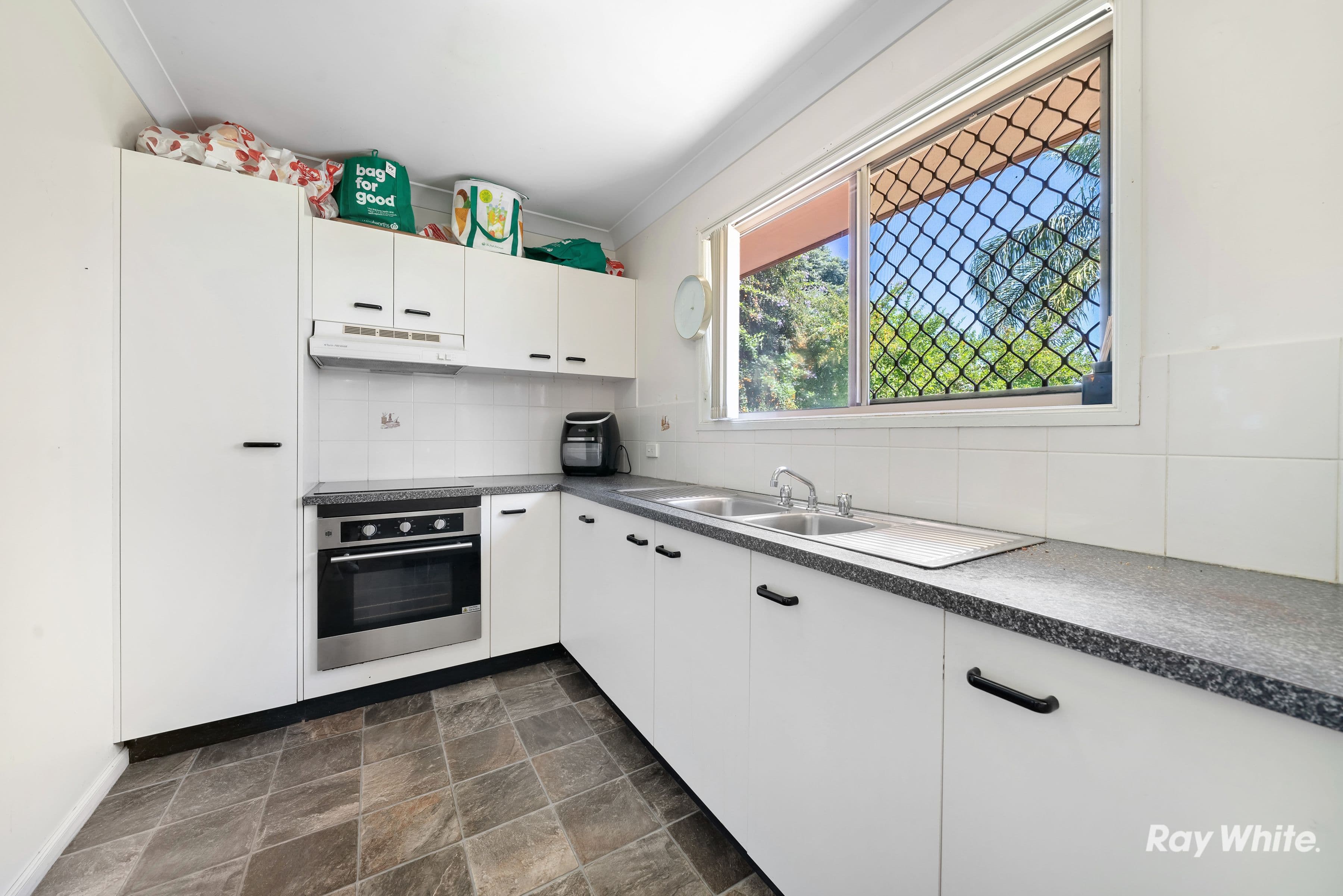 94 Flinders Crescent, Boronia Heights QLD 4124, Boronia Heights - Thumbnail 5