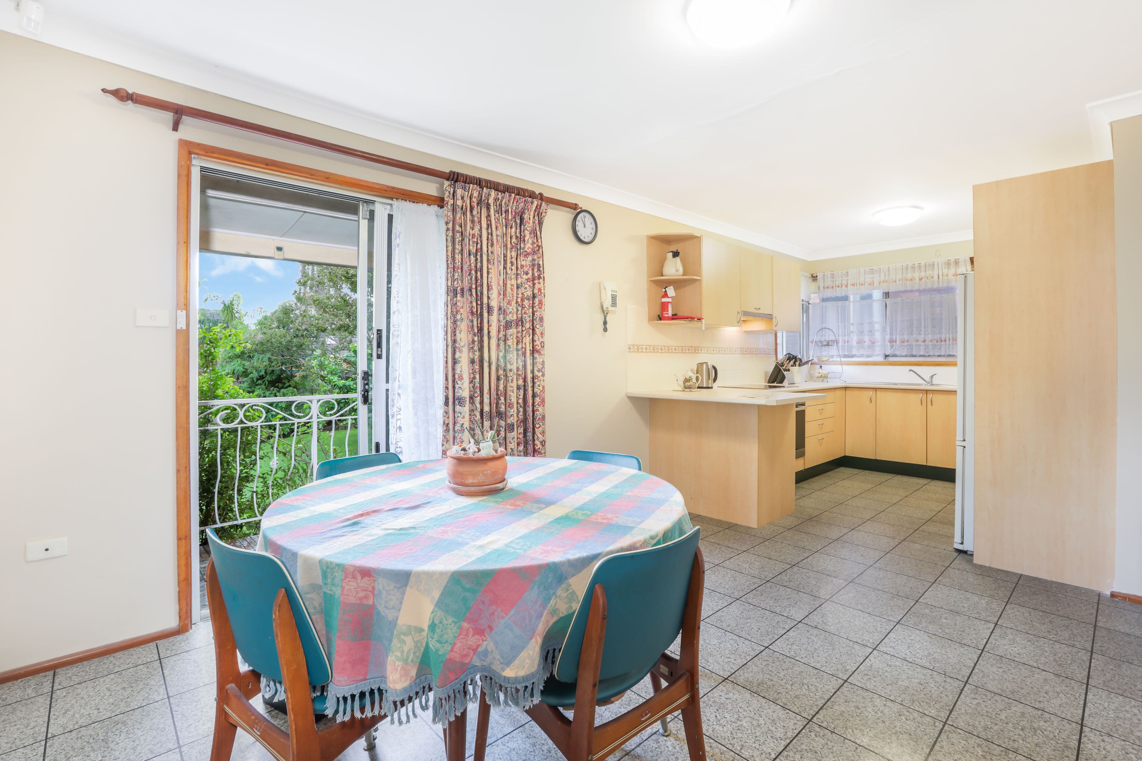 129 Lanhams Road, Winston Hills - Thumbnail 4