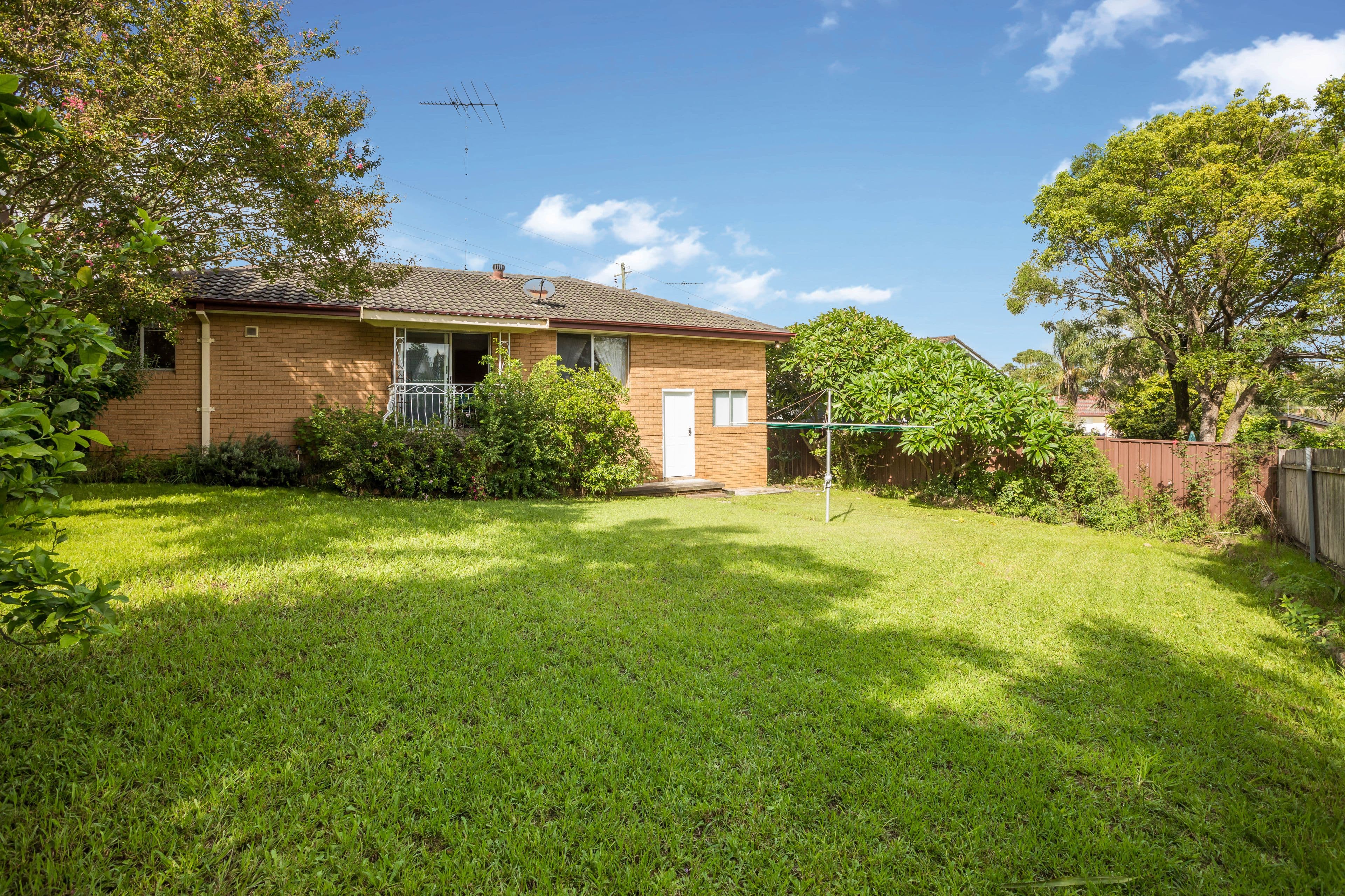 129 Lanhams Road, Winston Hills - Thumbnail 8