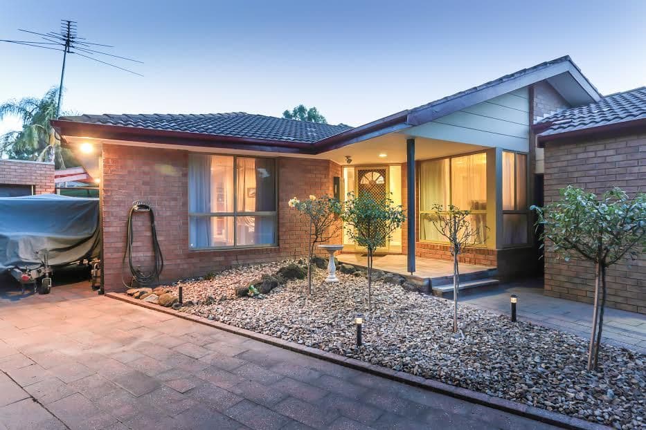 4 Stockdale Close, Ferntree Gully VIC 3156, Ferntree Gully - Image 1