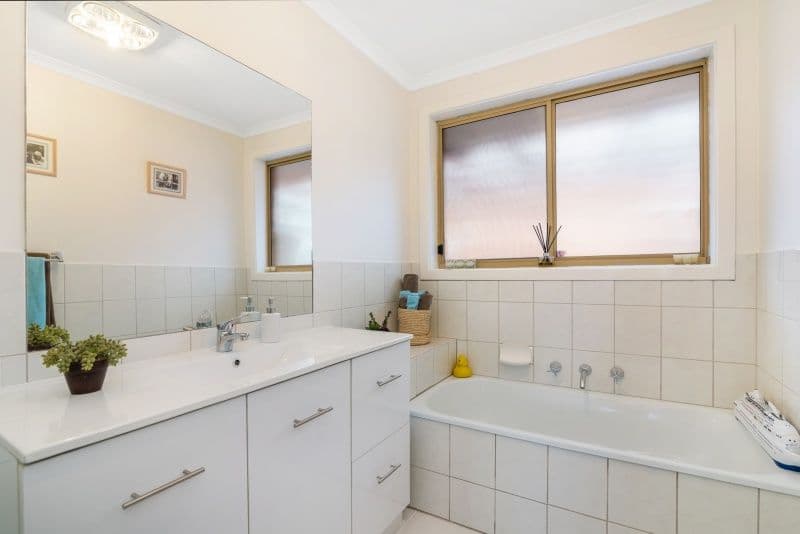 4 Stockdale Close, Ferntree Gully VIC 3156, Ferntree Gully - Thumbnail 6