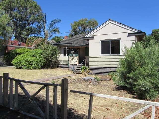 16 Cowcher Way West, Medina WA 6167, Medina - Thumbnail 2
