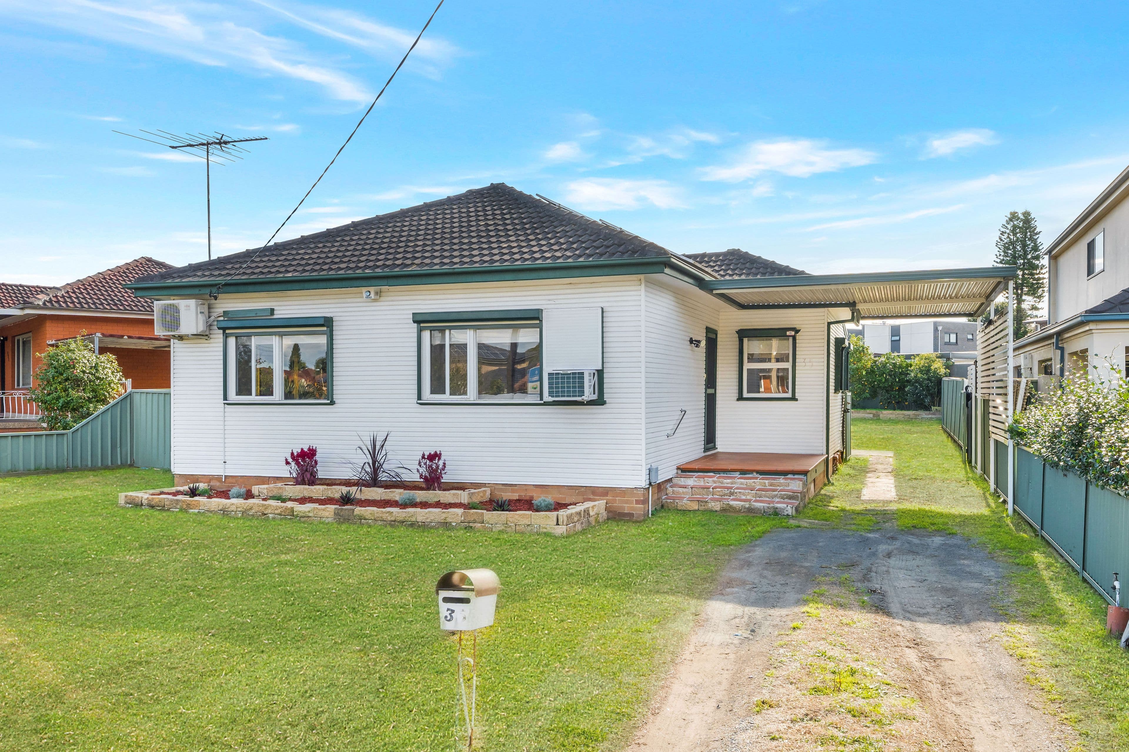 35 Wonga Road, Lurnea NSW 2170, Lurnea - Image 1