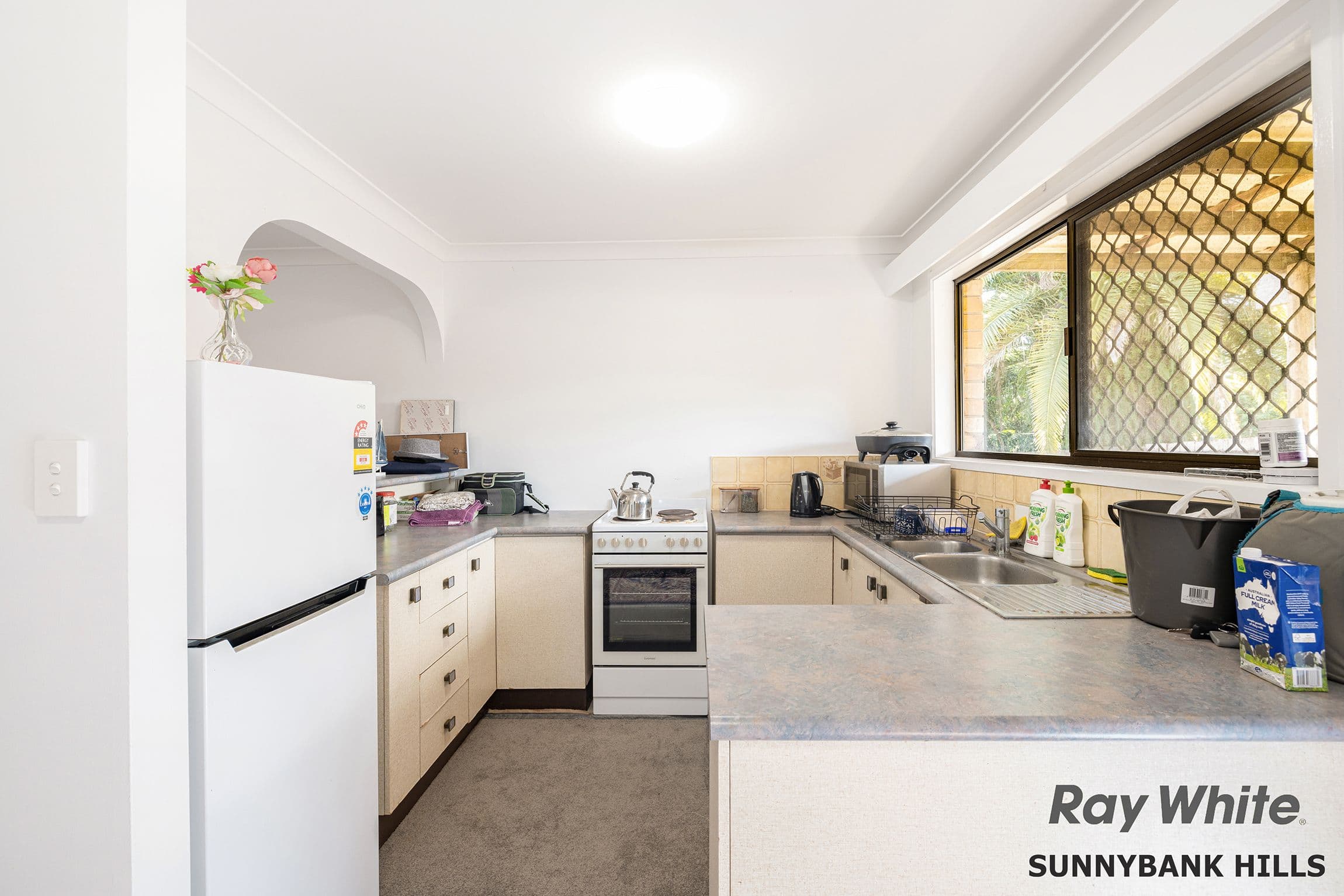 33 Bruce Road, Woodridge QLD 4114, Woodridge - Thumbnail 2