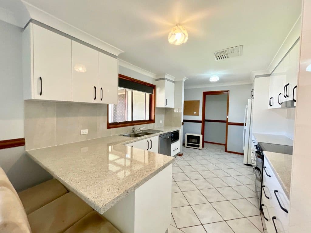 72 Forbes Road, Parkes NSW 2870, Parkes - Thumbnail 7