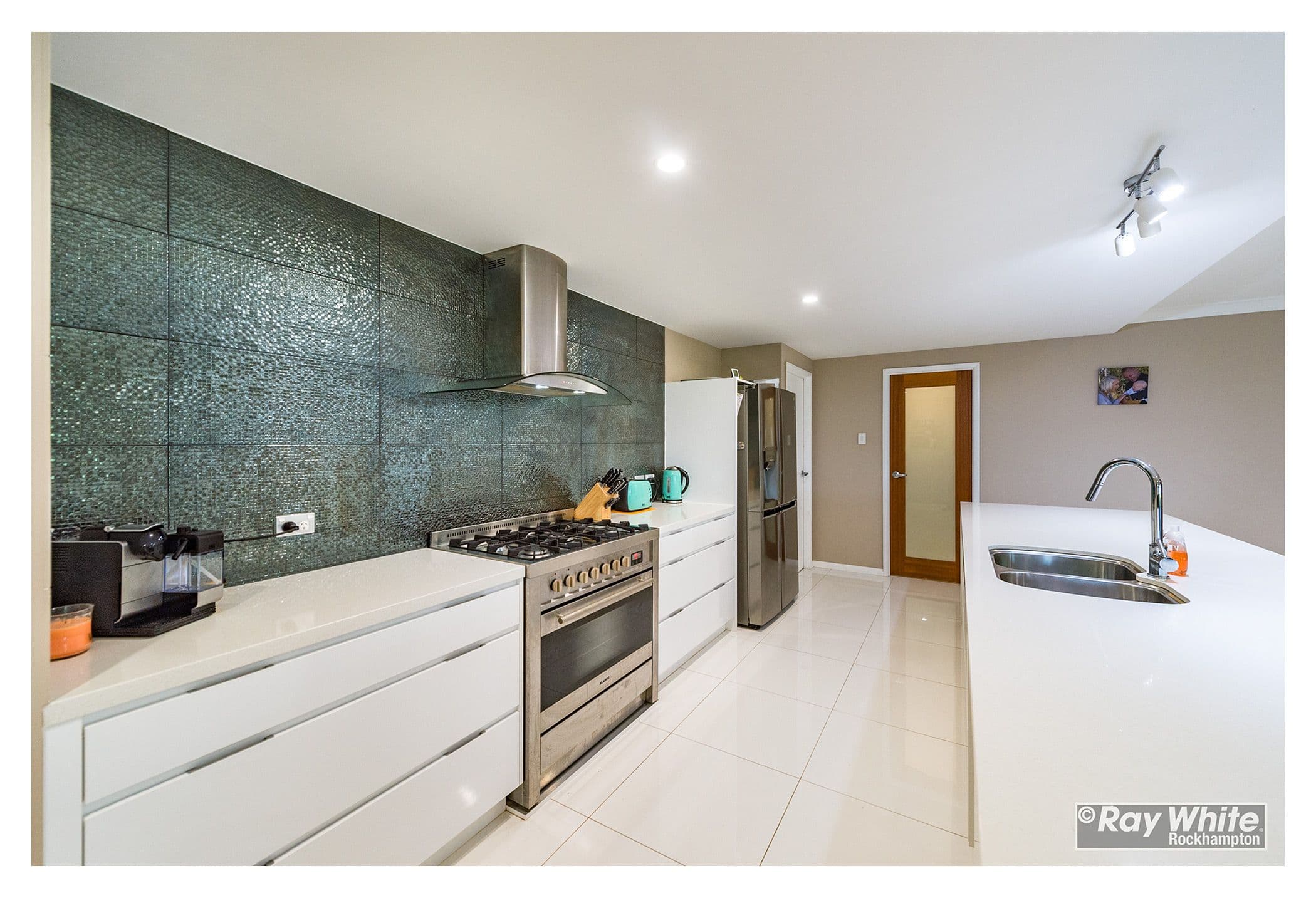 28 Riverside Drive, Parkhurst QLD 4702, Parkhurst - Thumbnail 2