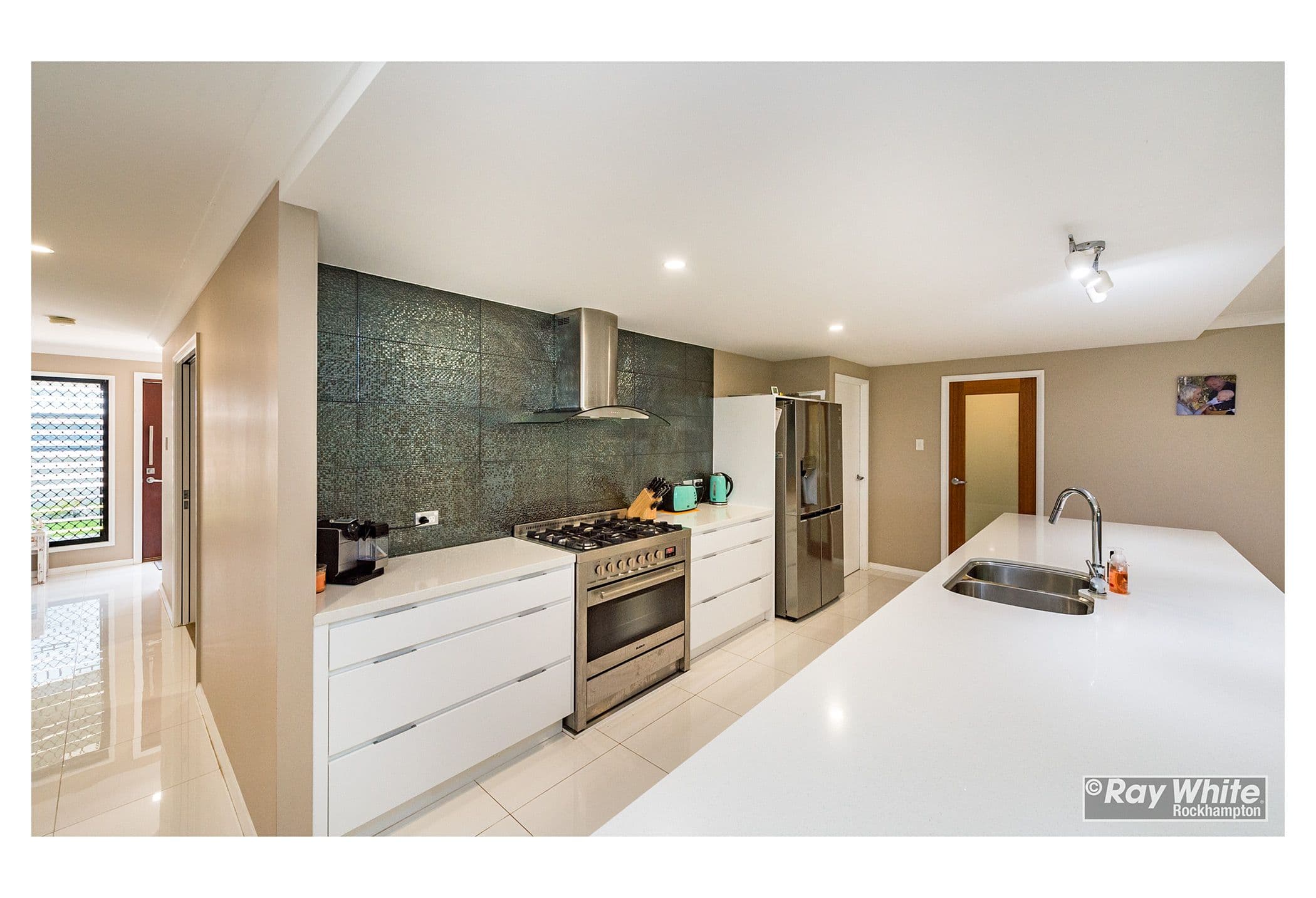 28 Riverside Drive, Parkhurst QLD 4702, Parkhurst - Thumbnail 3