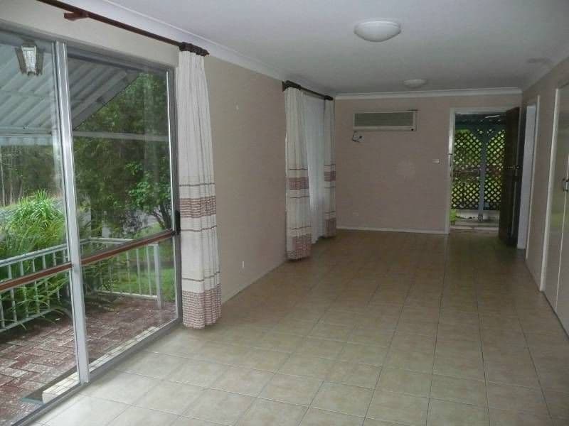 70 Tallong Drive, LAKE CATHIE NSW 2445, Lake Cathie - Thumbnail 4
