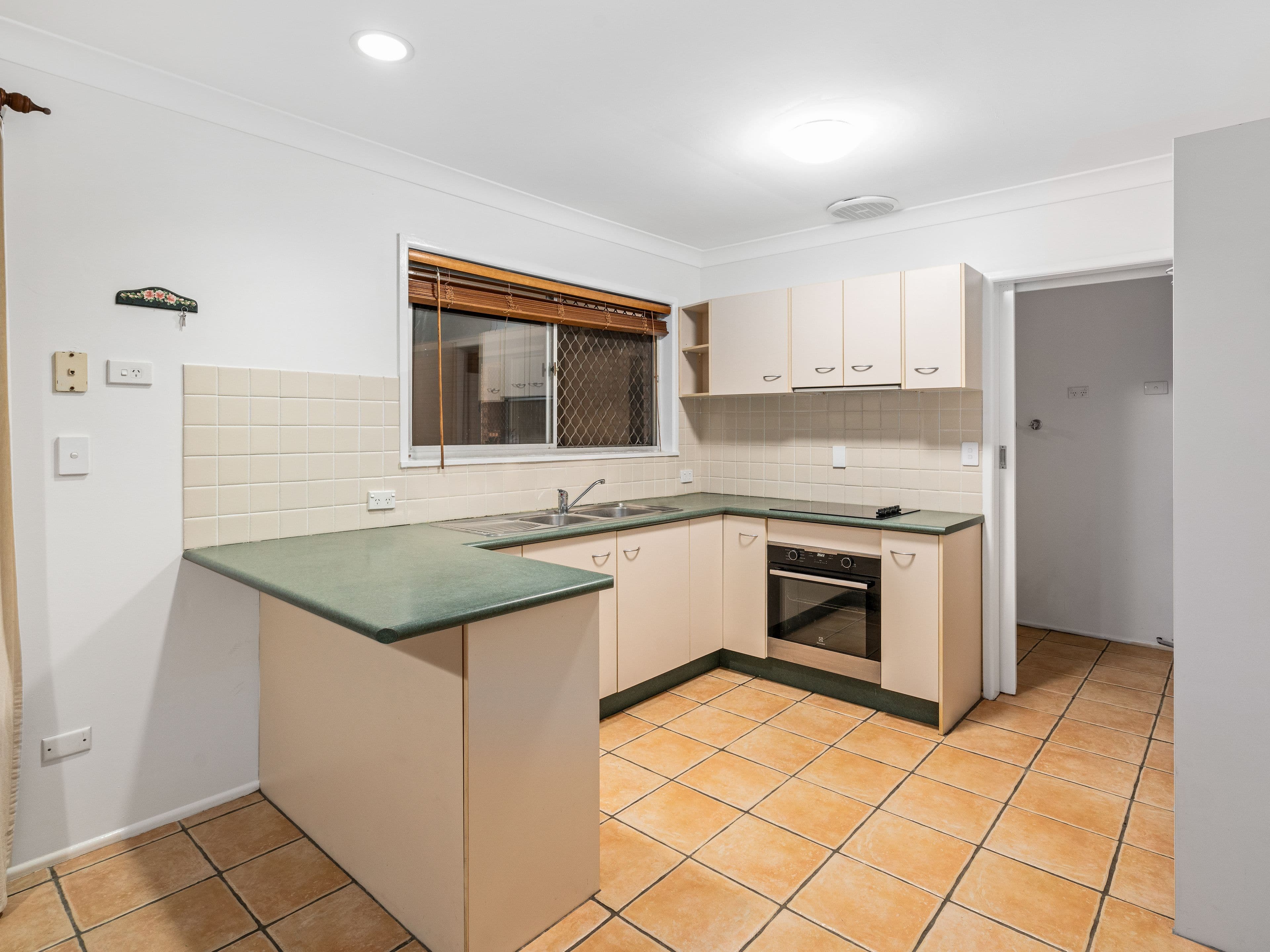 3 Carmila Street, Rochedale South QLD 4123, Rochedale South - Thumbnail 5