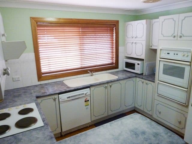 6 Nicholson Road, WOONONA NSW 2517, Woonona - Thumbnail 4