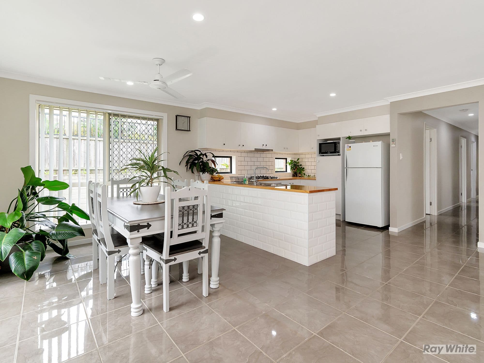 20 Huntley Crescent, Redbank Plains QLD 4301, Redbank Plains - Thumbnail 2