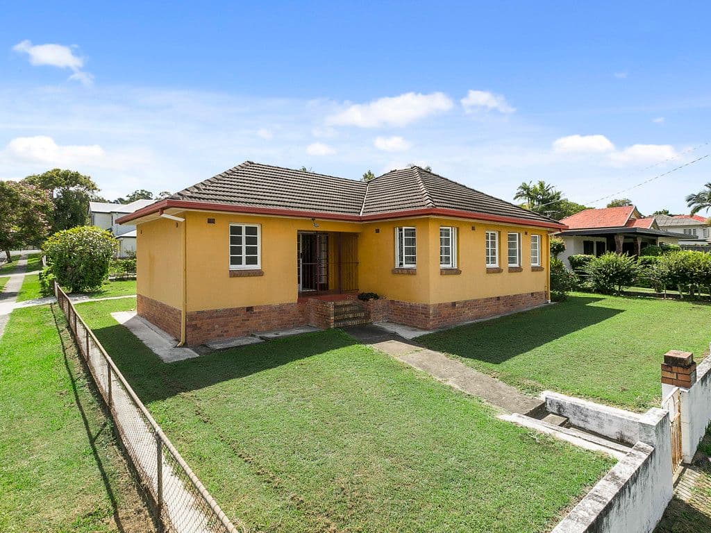 78 Harold Street, Holland Park QLD 4121, Holland Park - Thumbnail 2