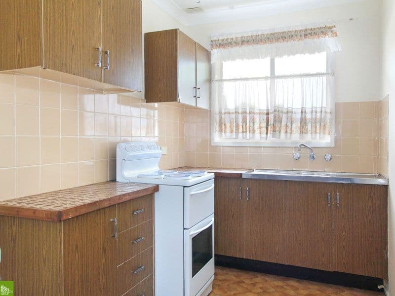 14 Watson Street, OAK FLATS NSW 2529, Oak Flats - Thumbnail 2