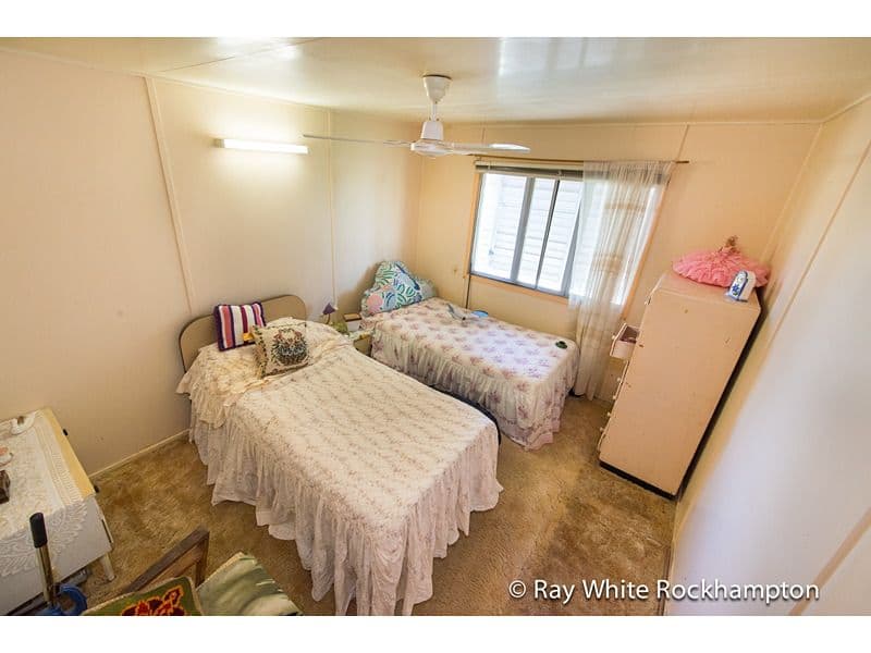 42 Stickley Street, WEST ROCKHAMPTON QLD 4700, West Rockhampton - Thumbnail 4