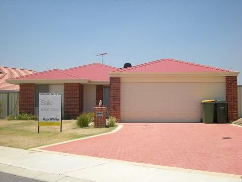 5 Glenfin Road, SEVILLE GROVE WA 6112, Seville Grove - Image 1