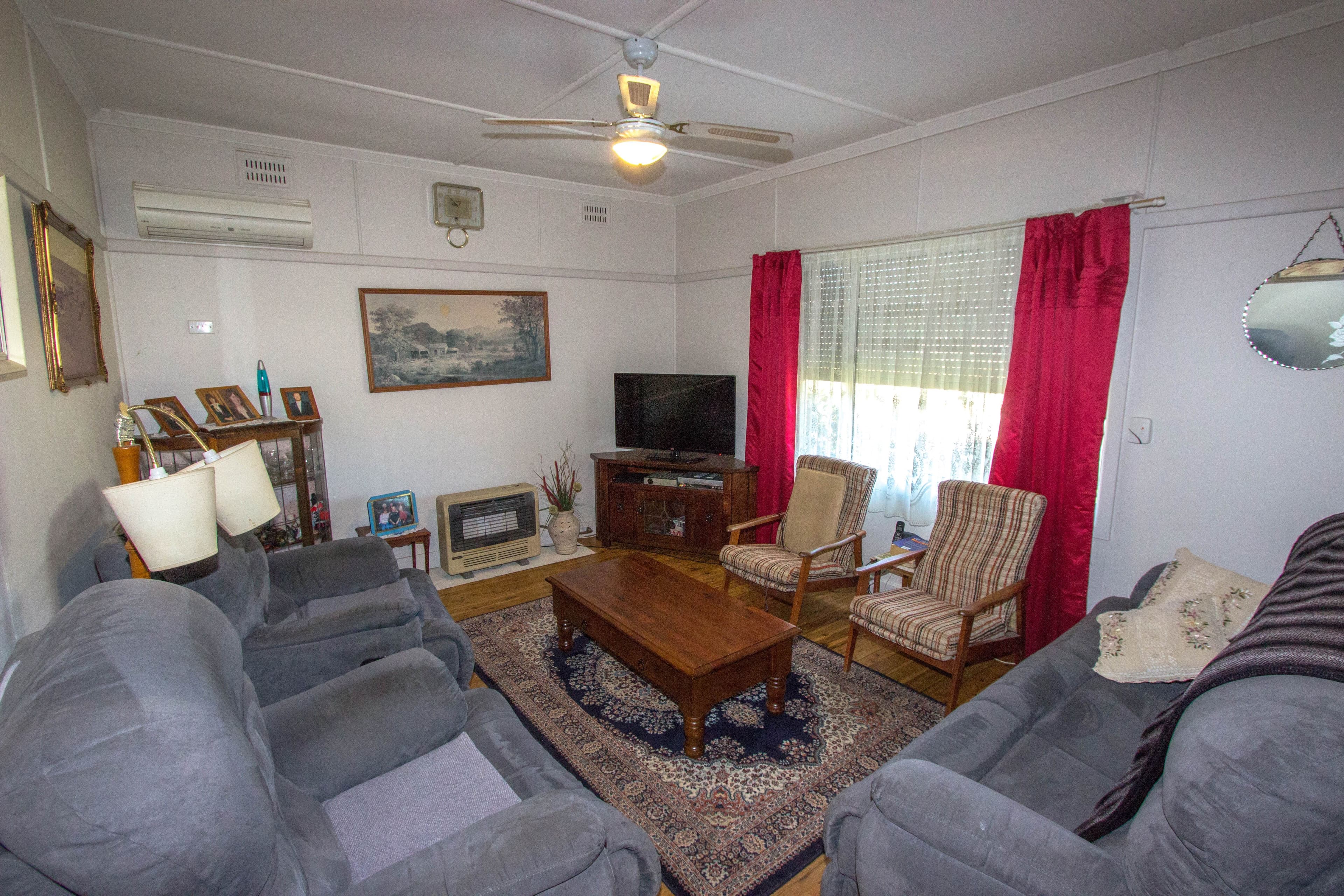 7 Grosvenor Street, Narrandera - Thumbnail 2