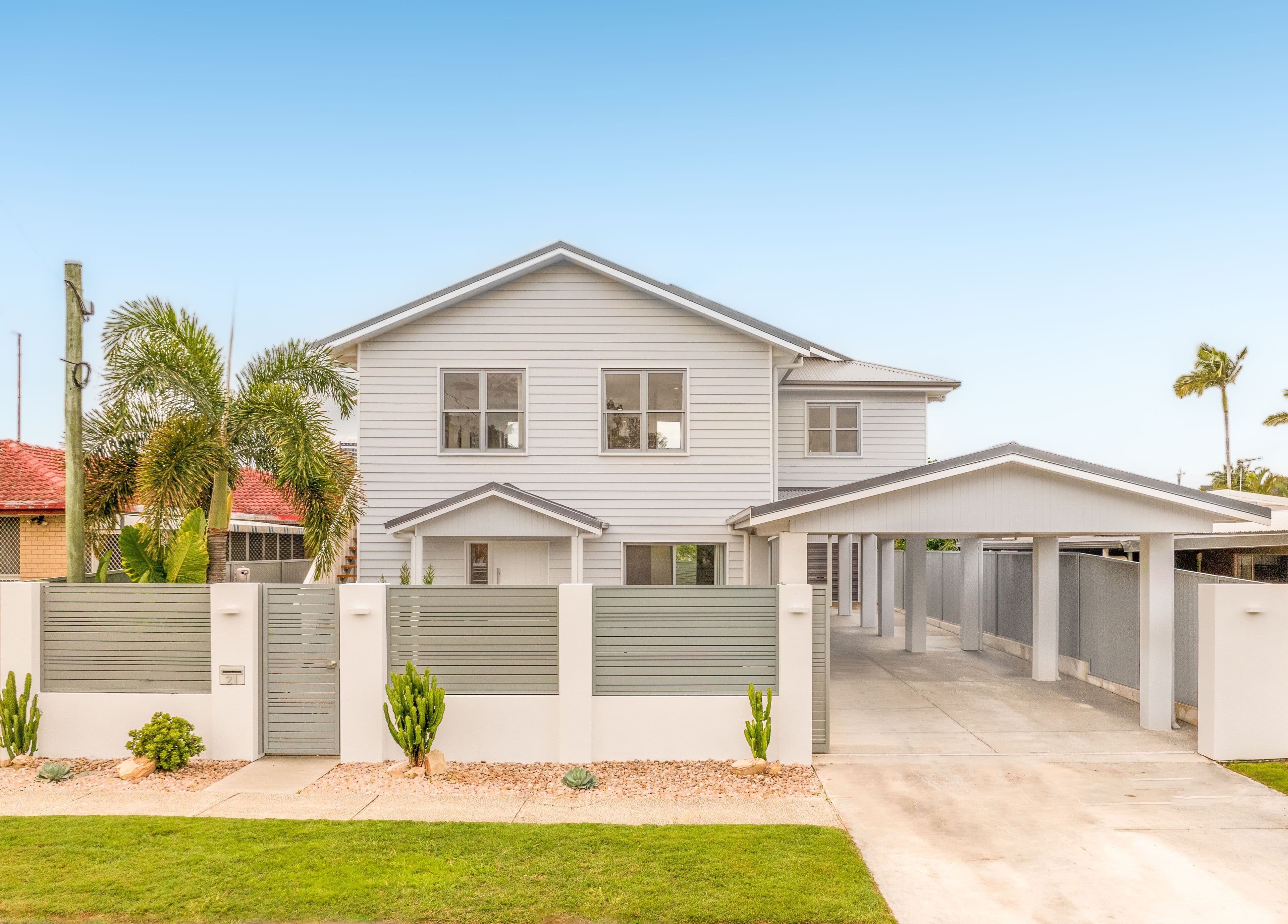 21 Deagon Drive, Runaway Bay QLD 4216, Runaway Bay - Thumbnail 2