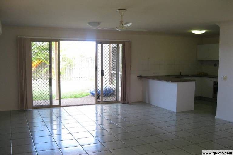 20 Marble Arch Place, Arundel QLD 4214, Arundel - Thumbnail 4