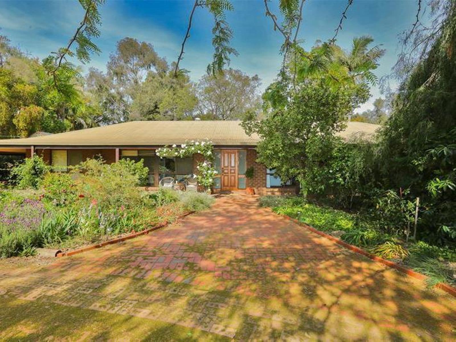 16 Moonah Court, Red Cliffs - Image 1