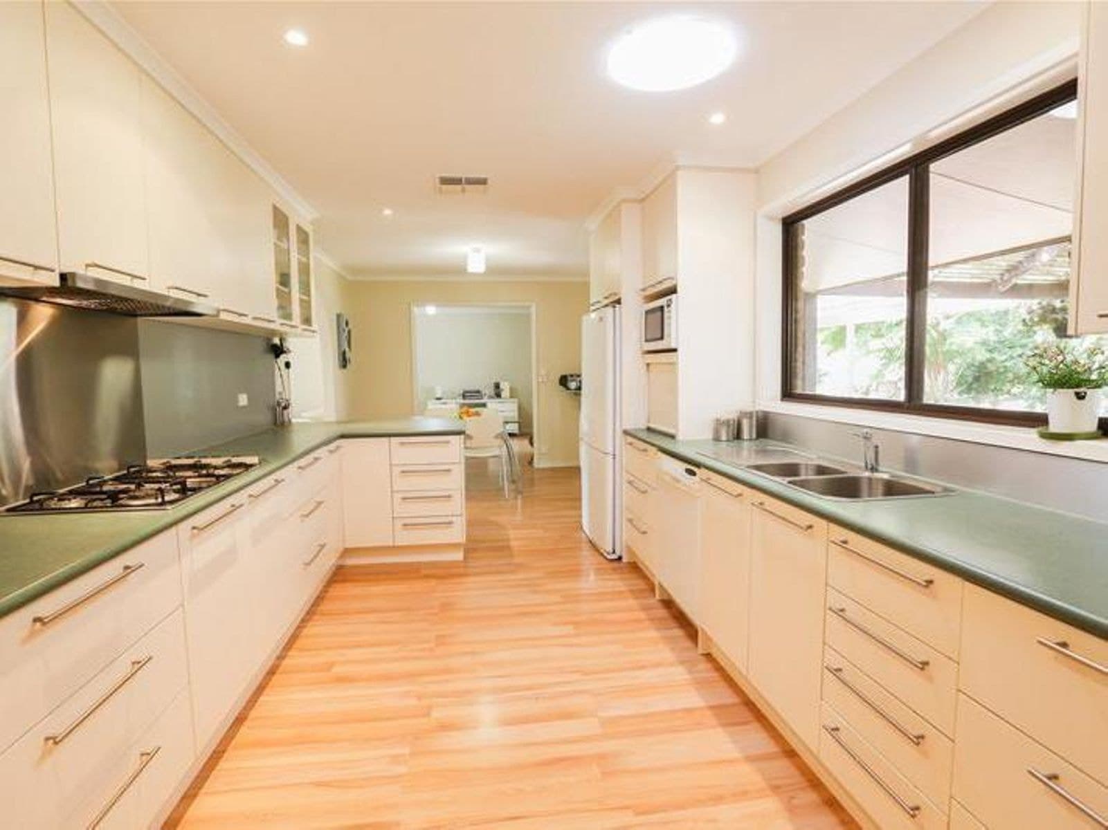 16 Moonah Court, Red Cliffs - Thumbnail 4