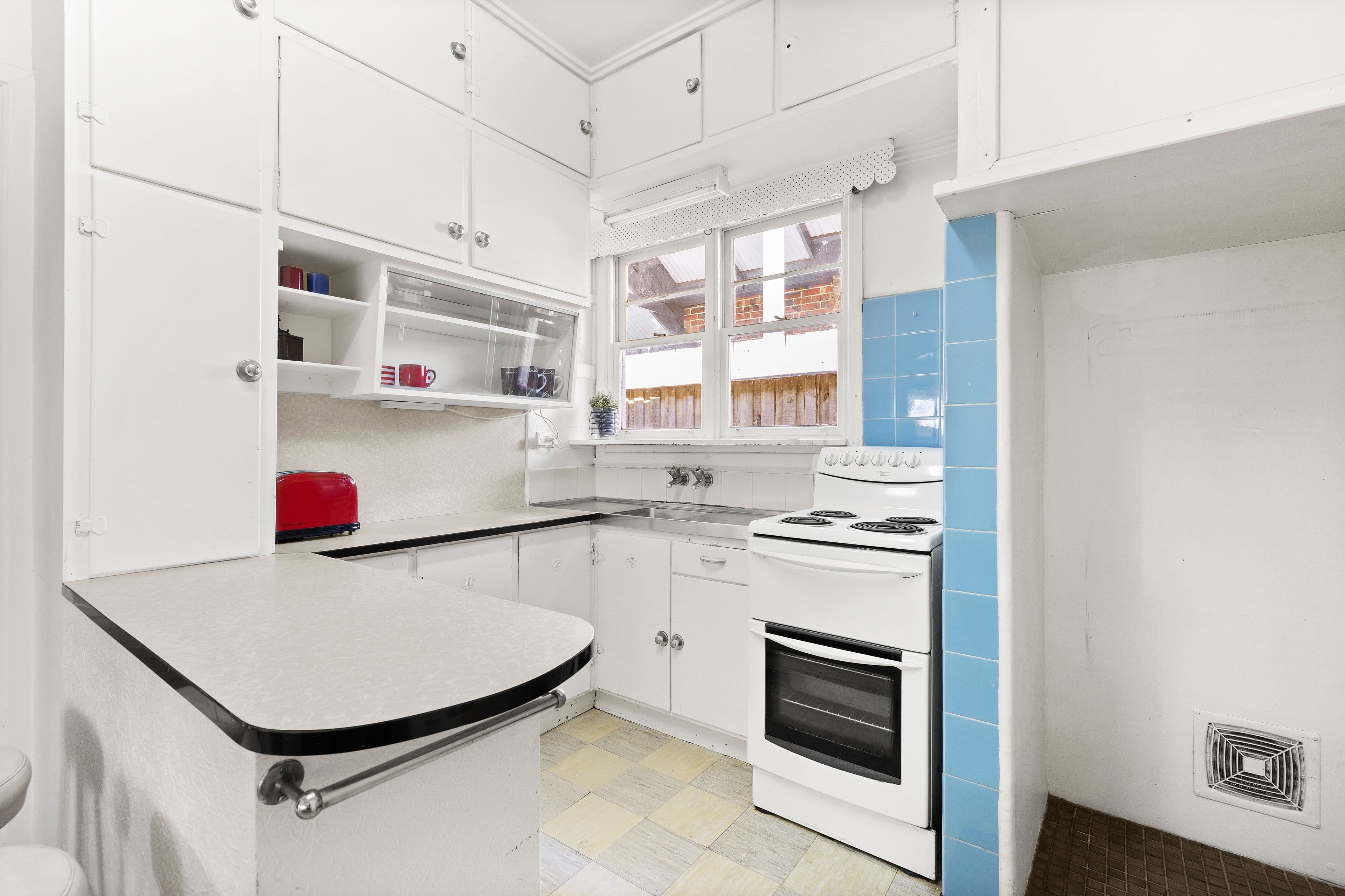 3 Gilford Grove, Cheltenham VIC 3192, Cheltenham - Thumbnail 3