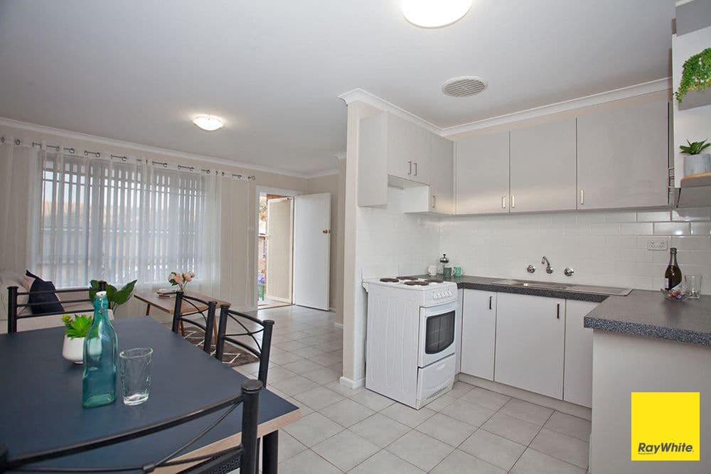 73 Tharwa Road, Queanbeyan NSW 2620, Queanbeyan West - Thumbnail 2