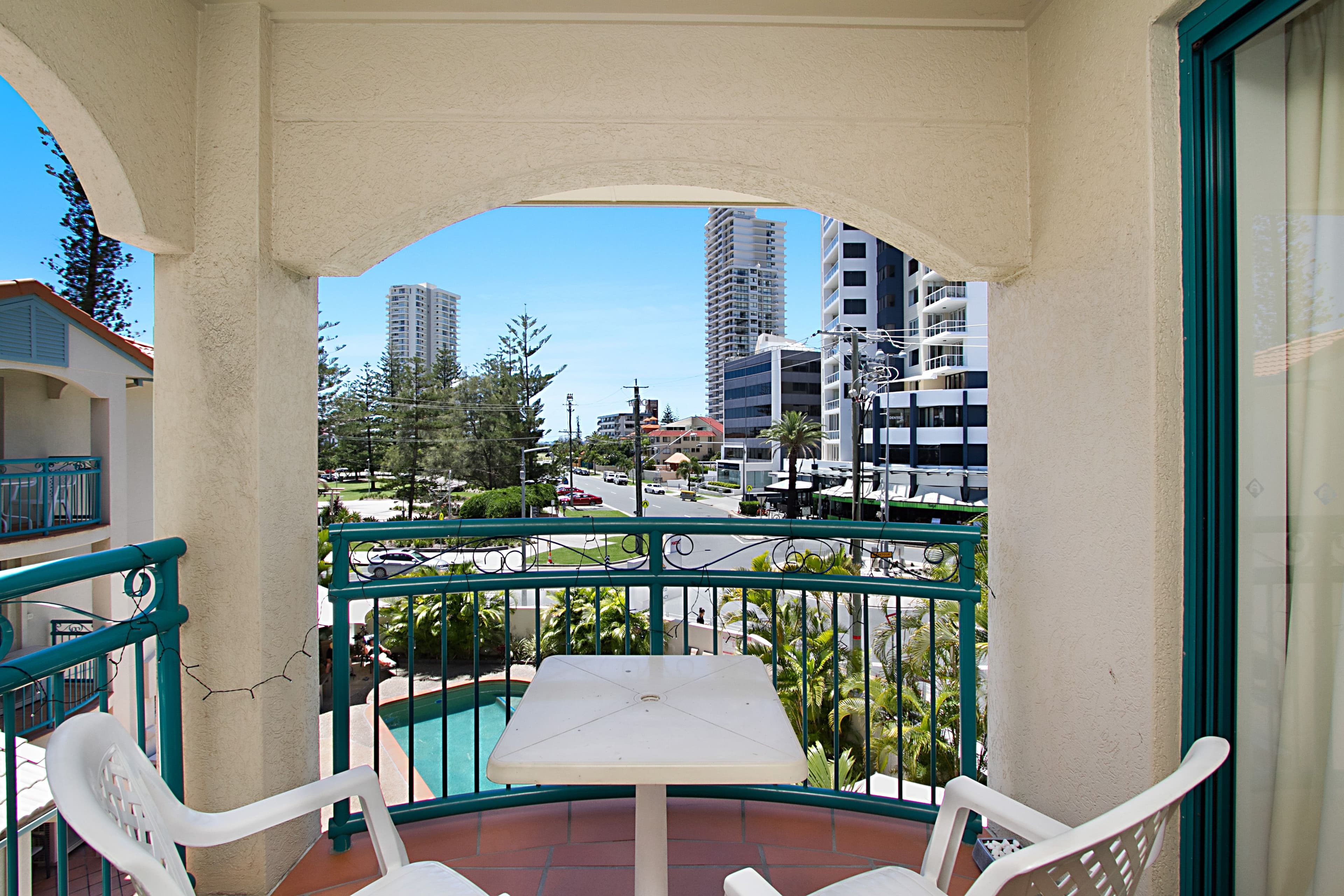 45a and 45b 'Aruba Beach' 112 Surf Parade, Broadbeach QLD 4218, Broadbeach - Thumbnail 4